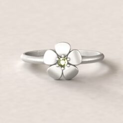 gift daisy charm birthstone ring peridot 14k white gold LS4574