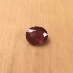 natural blood red ruby 8x7mm oval 2 carats LSG362