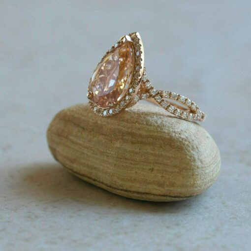 Pear Shape Morganite and Diamond Ring with golden filigree and twisted diamond shank