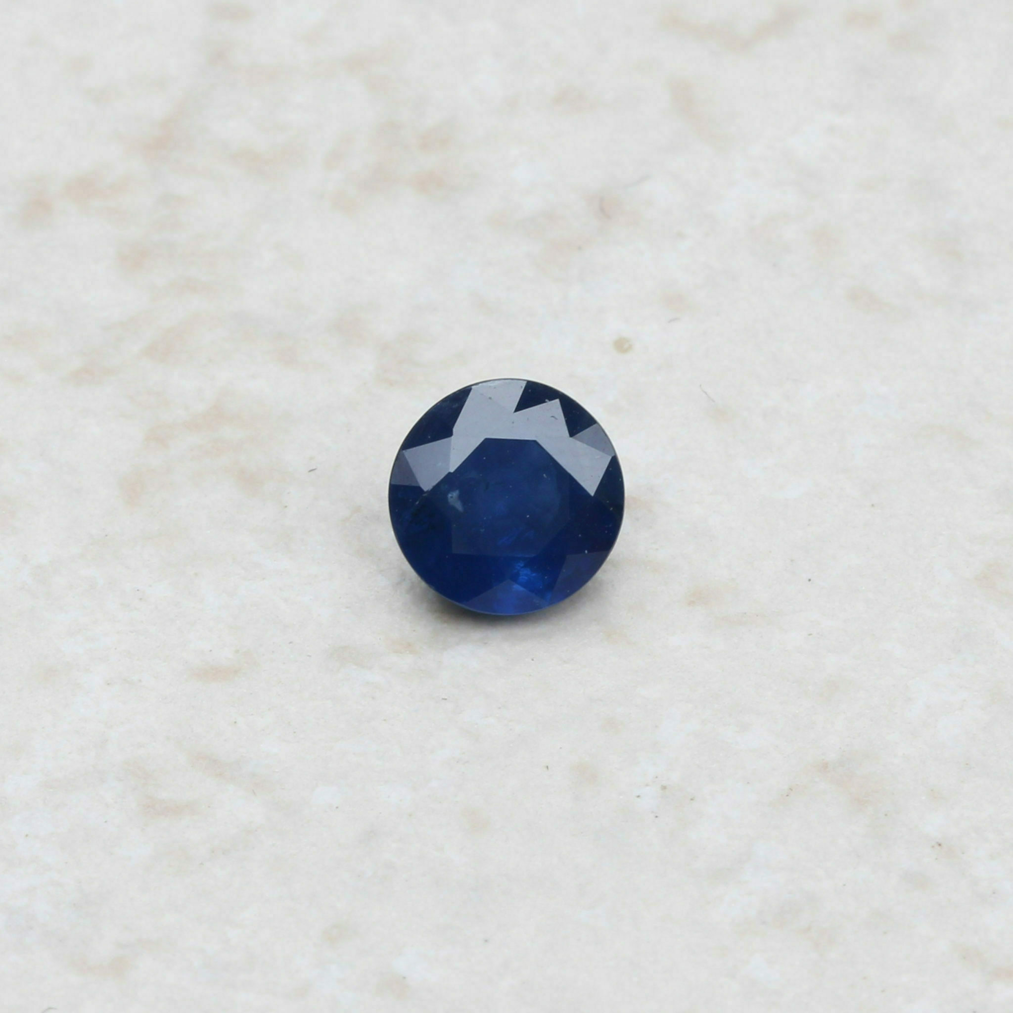 Details about  / 1.39 Cts Natural Blue Sapphire Round Cut 2 mm Lot 25 Pcs Calibrated Loose Gems