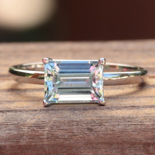 East-West-Emerald-Cut-Aquamarine-ring-in-14k-White-Gold-by-Laurie-Sarah-LS5228-1
