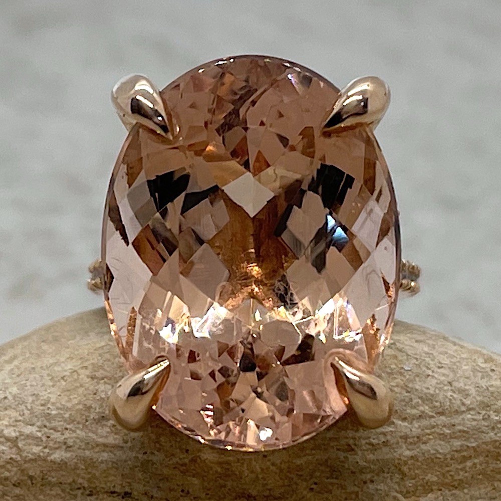 Oval Morganite Statement Ring With Diamond Shank And Side Halo Ls5394