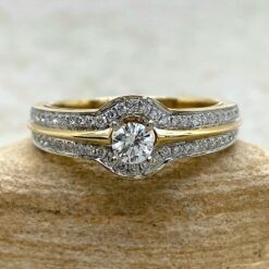 Round Diamond Engagement Ring with Diamond Halo 14k Yellow Gold LS892