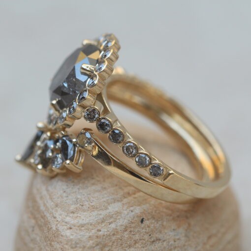 Round Salt and Pepper Ring with Matching Band 14k Yellow Gold LS6405