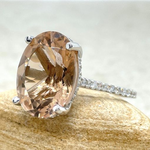Morganite Engagement Ring Oval with Diamonds in 18k White Gold LS6545